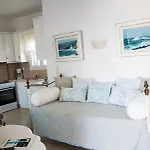 Exilze House Beachfront 別荘