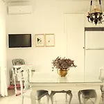 Exilze House Beachfront 別荘