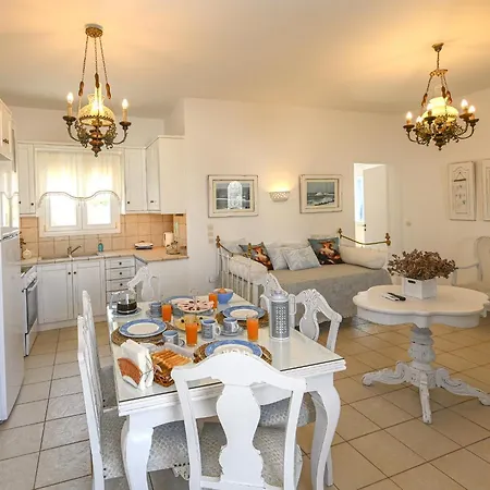 Exilze House Beachfront