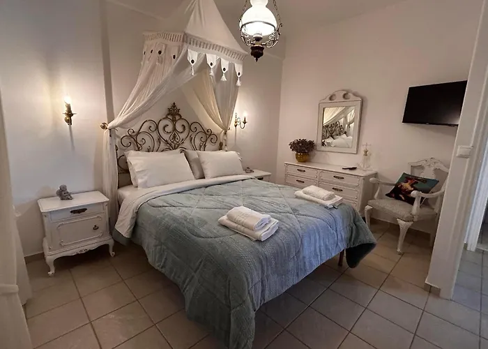 Exilze House Beachfront Kionia