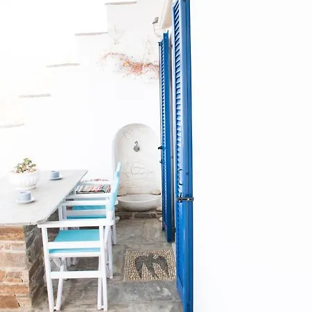 Exilze House Beachfront *