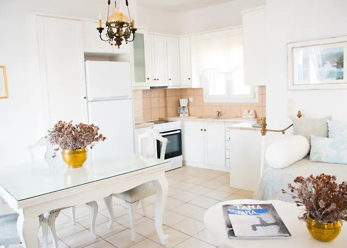 別荘 Exilze House Beachfront キオニア